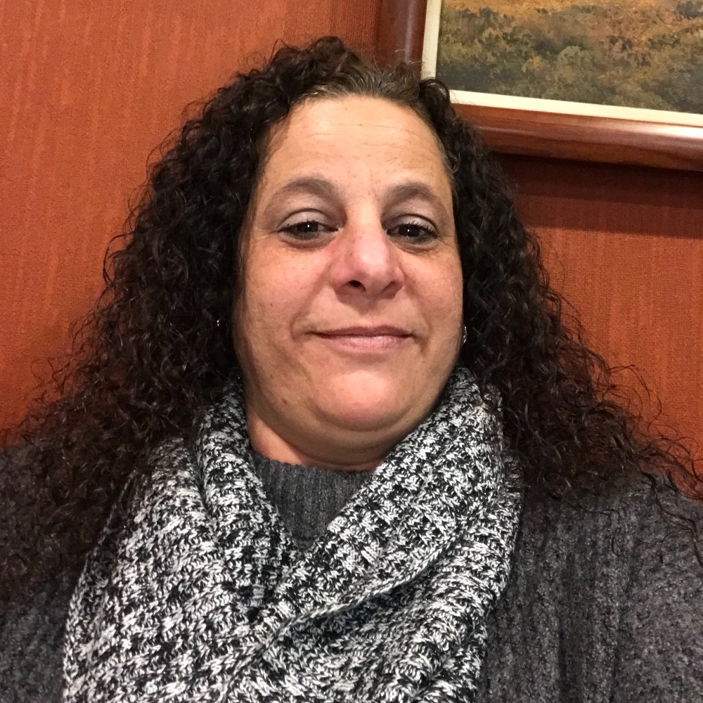 Meet your Posher, Denise